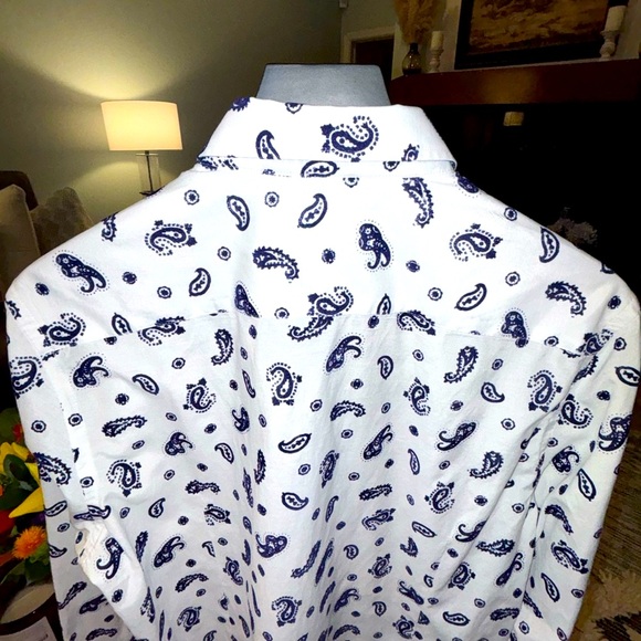 Guide London Premium Men’s Dress Shirt, White & Royal Blue Velvet Paisley SZ (M) - Picture 9 of 10